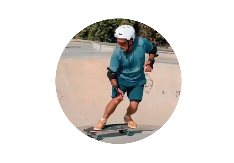 Video Surfskate Carlos